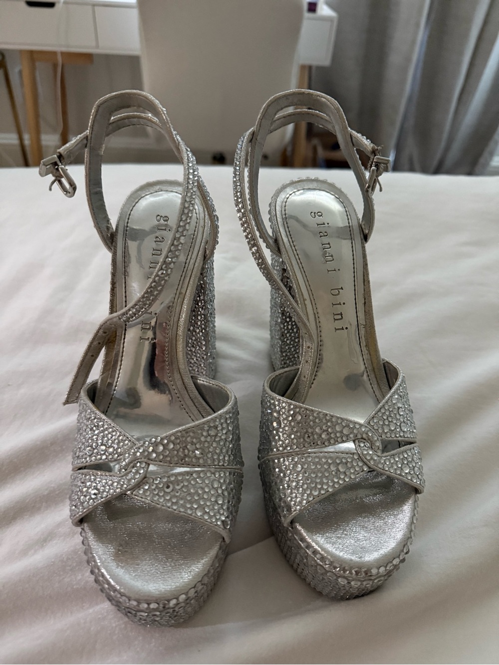 Gianni Bini Platform Heels